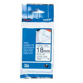 Nastro TZe -FA4 in tessuto stirabile blu su bianco da 18 mm